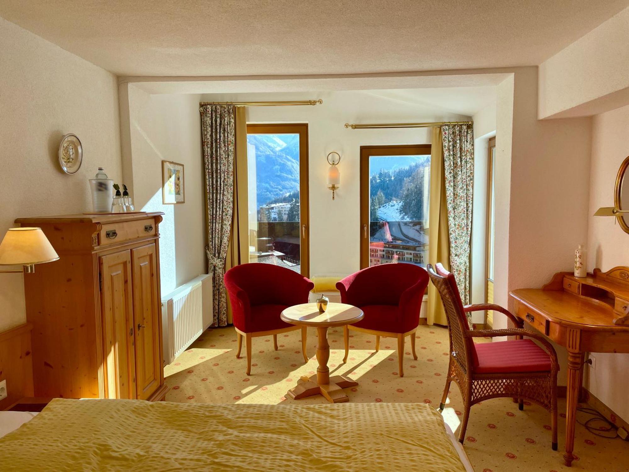 Hotel Garni Zerzer 세르파우스 외부 사진